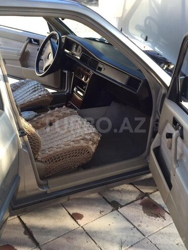 Mercedes 190 1992, 330,000 km - 2.0 l - Gəncə