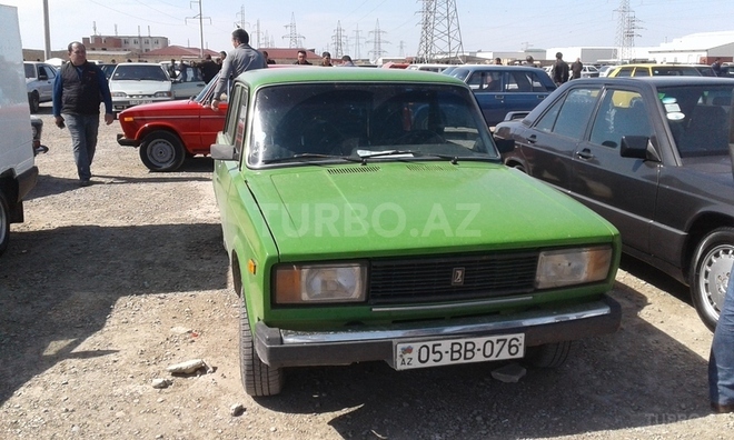 LADA (VAZ) 2105 1984, 100,000 km - 1.5 л - Bakı