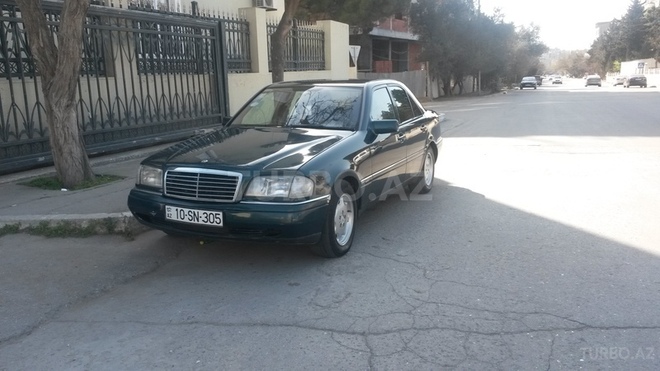 Mercedes C 180 1995, 290,000 km - 1.8 л - Bakı