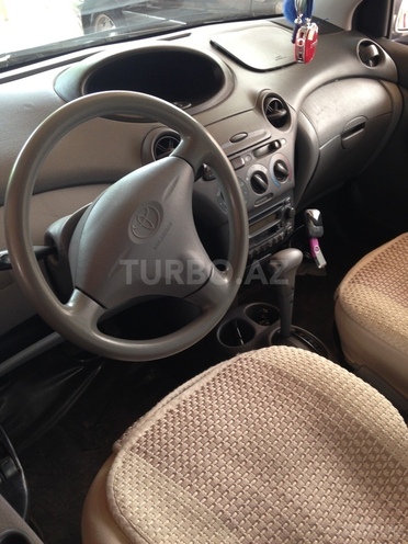 Toyota Vitz 2000, 100,000 km - 1.5 l - Şəmkir