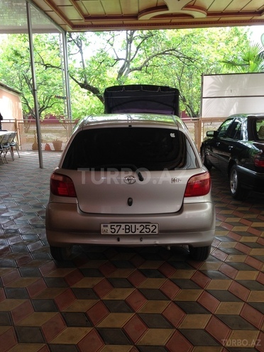 Toyota Vitz 2000, 100,000 km - 1.5 l - Şəmkir