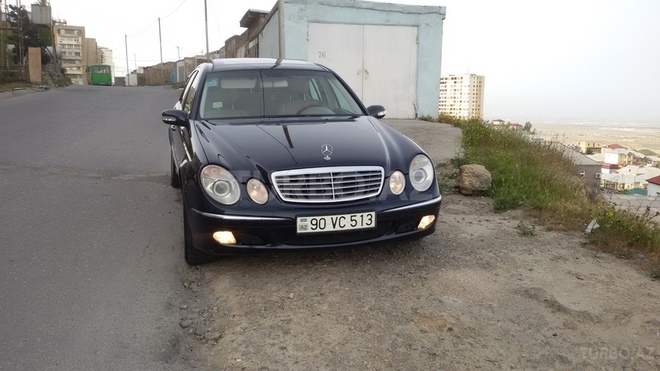 Mercedes E 320 2005, 235,000 km - 3.2 l - Bakı