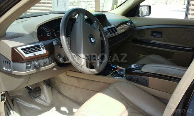 BMW 745 2004, 316,000 km - 4.4 л - Bakı