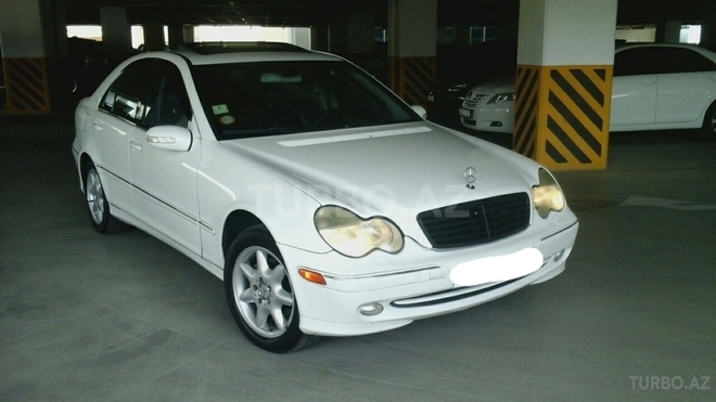Mercedes C 240 2000, 299,000 km - 2.6 л - Bakı