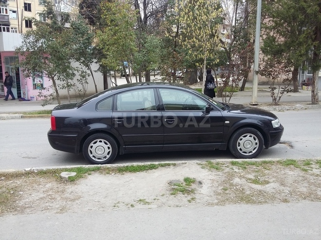 Volkswagen Passat 1999, 230,000 km - 2.8 l - Mingəçevir