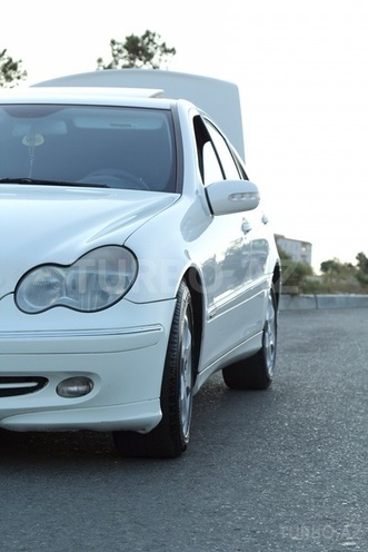 Mercedes C 230 2003, 245,000 km - 1.8 l - Xırdalan