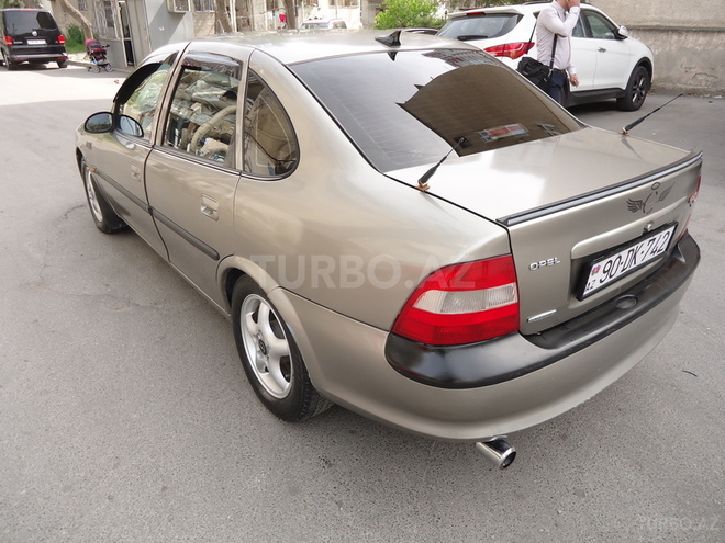 Opel Vectra 1998, 126,767 km - 2.0 l - Bakı