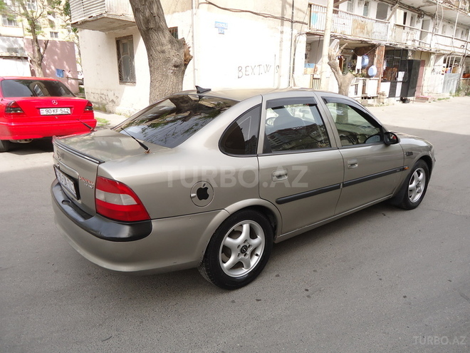 Opel Vectra 1998, 126,767 km - 2.0 l - Bakı