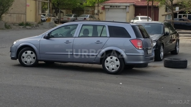 Opel Astra 2007, 242,000 km - 1.9 l - Bakı