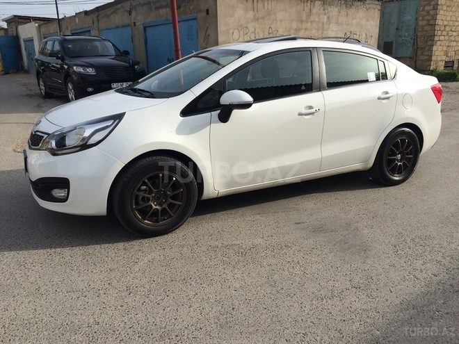 Kia Rio 2012, 6,300 km - 1.4 l - Sumqayıt