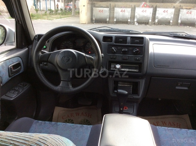 Toyota RAV4 1998, 136,000 km - 2.0 l - Bakı
