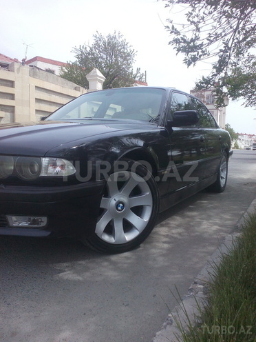 BMW 730 2000, 286,000 km - 0.3 l - Bakı