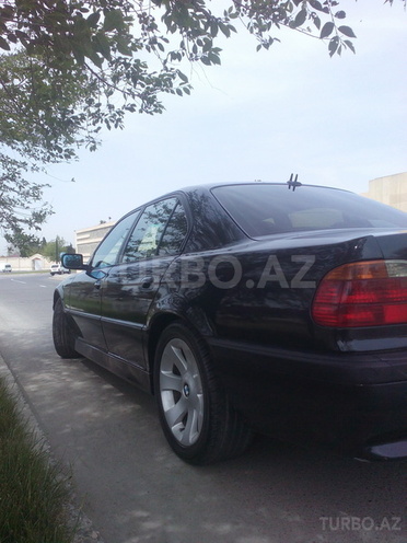 BMW 730 2000, 286,000 km - 0.3 l - Bakı