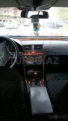 Mercedes C 180 1997, 28,942 km - 1.8 л - Bakı