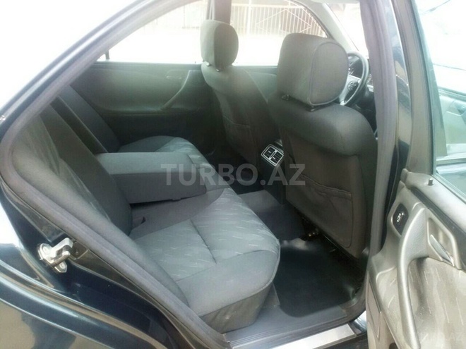 Mercedes E 220 1999, 320,000 km - 2.2 л - Bakı