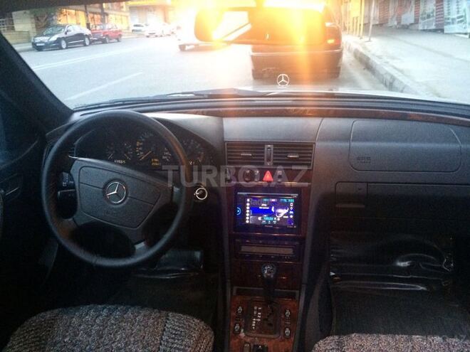 Mercedes C 240 1999, 255,000 km - 2.4 л - Bakı