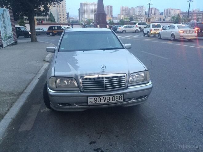 Mercedes C 240 1999, 255,000 km - 2.4 л - Bakı
