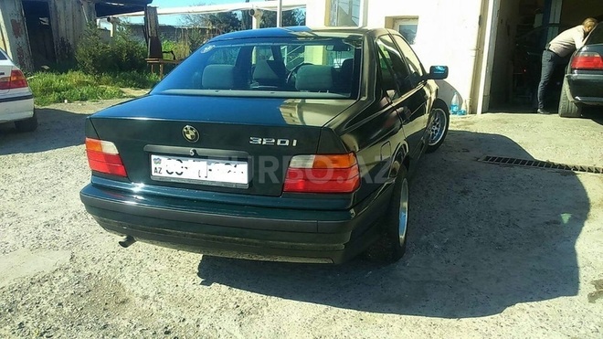 BMW 320 1993, 323,500 km - 2.0 л - Bakı