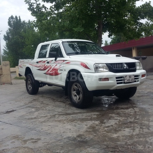 Mitsubishi L200 2006, 110,000 km - 2.5 l - Bərdə