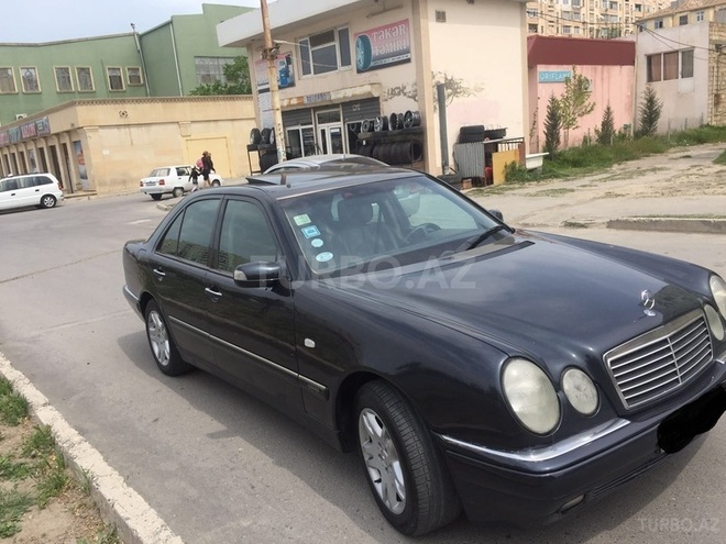 Mercedes E 240 1999, 275,850 km - 2.4 l - Sumqayıt