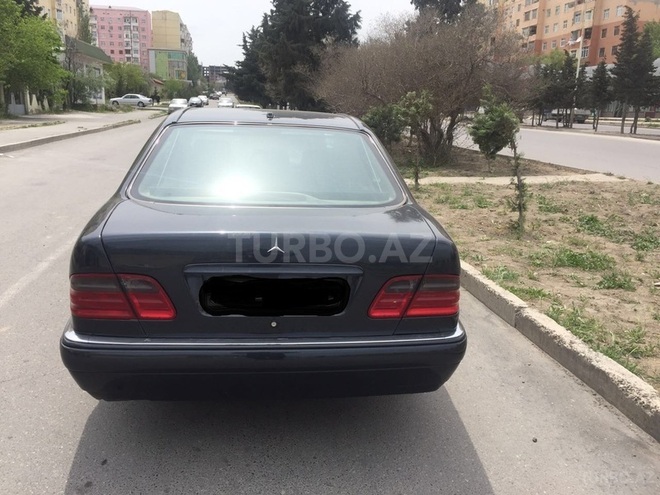 Mercedes E 240 1999, 275,850 km - 2.4 l - Sumqayıt