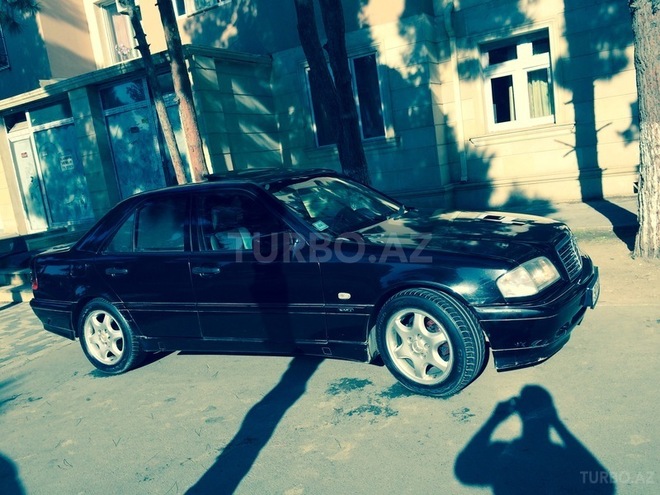 Mercedes C 230 1998, 280,000 km - 2.3 l - Bakı