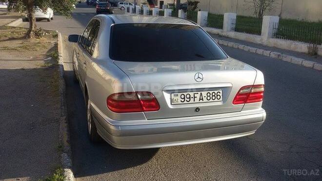 Mercedes E 200 2000, 260,000 km - 2.0 л - Bakı