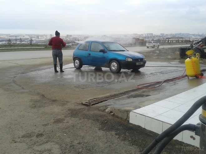 Opel Corsa 1994, 272,000 km - 1.2 l - Bakı