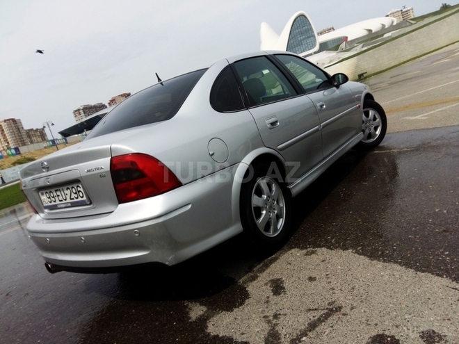 Opel Vectra 2001, 138,500 km - 1.8 l - Bakı