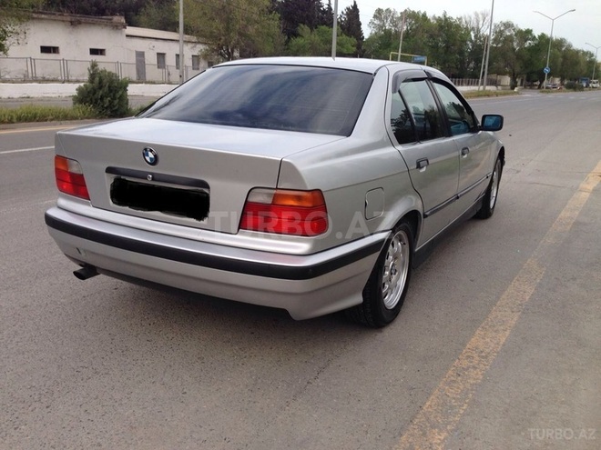 BMW 320 1994, 250,000 km - 2.0 l - Sumqayıt