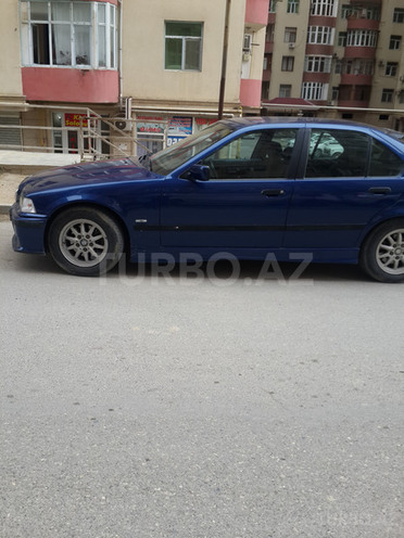 BMW 320 1997, 221,000 km - 2.0 л - Bakı