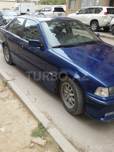 BMW 320 1997, 221,000 km - 2.0 л - Bakı