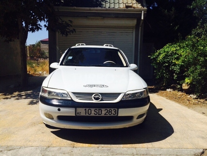 Opel Vectra 1997, 280,000 km - 2.0 л - Bakı