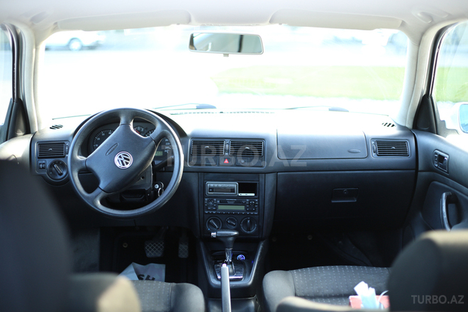 Volkswagen Golf 2003, 193,000 km - 1.6 л - Bakı