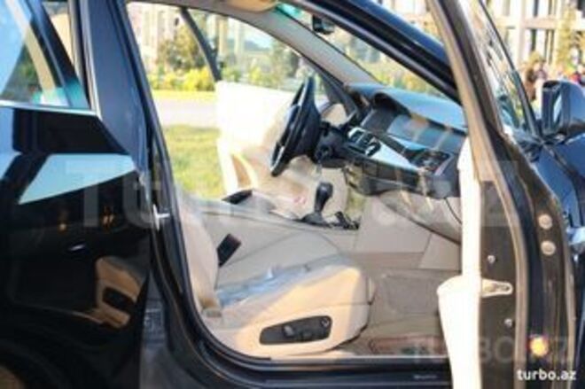 BMW 530 2005, 241,000 km - 3.0 л - Masallı