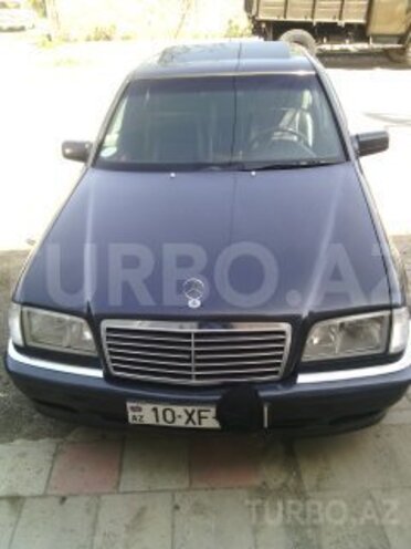 Mercedes C 250 1997, 380,000 km - 2.5 l - Quba