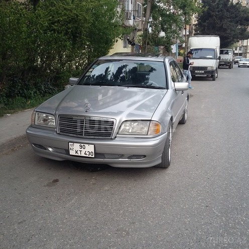 Mercedes C 230 2000, 172,000 km - 2.3 l - Bakı