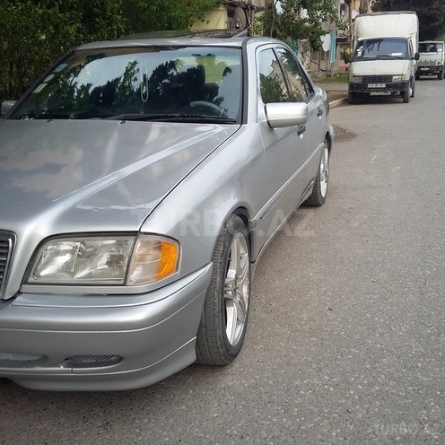 Mercedes C 230 2000, 172,000 km - 2.3 l - Bakı