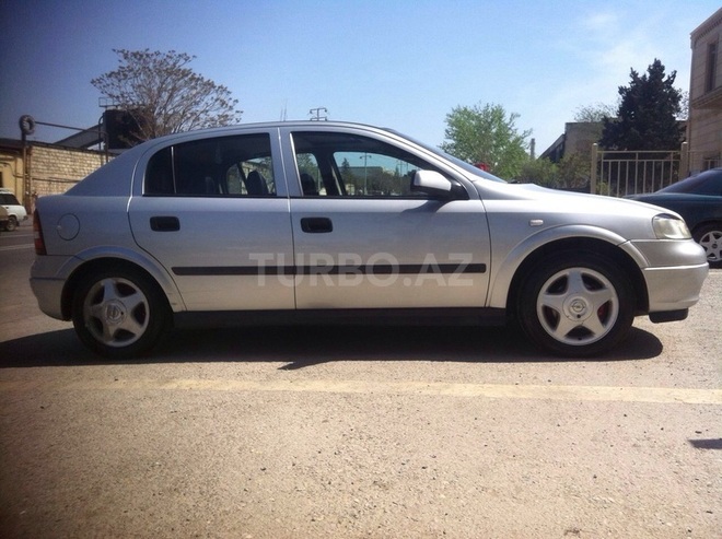 Opel Astra 1998, 180,000 km - 1.8 л - Bakı