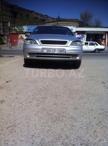 Opel Astra 1998, 180,000 km - 1.8 л - Bakı