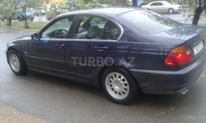BMW 320 1999, 260,000 km - 2.0 l - Bakı