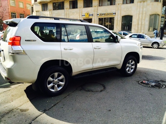 Toyota Prado 2011, 60,000 km - 2.7 л - Bakı