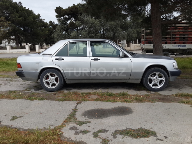 Mercedes 190 1992, 290,000 km - 2.0 л - Bakı