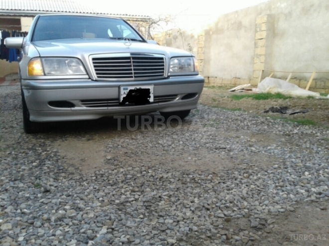 Mercedes C 230 2000, 120,000 km - 2.3 л - Sumqayıt