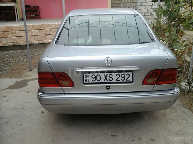 Mercedes E 230 1996, 233,333 km - 2.3 l - Bakı