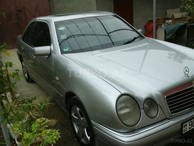 Mercedes E 230 1996, 233,333 km - 2.3 l - Bakı