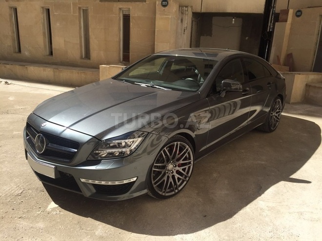 Mercedes CLS 63 AMG 2011, 63,000 km - 5.5 л - Bakı