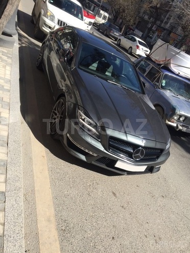 Mercedes CLS 63 AMG 2011, 63,000 km - 5.5 л - Bakı
