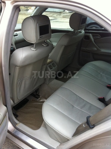 Mercedes E 240 1999, 227,000 km - 2.4 l - Tovuz