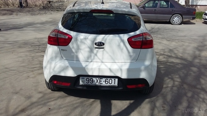 Kia Rio 2014, 6,500 km - 1.4 л - Sumqayıt